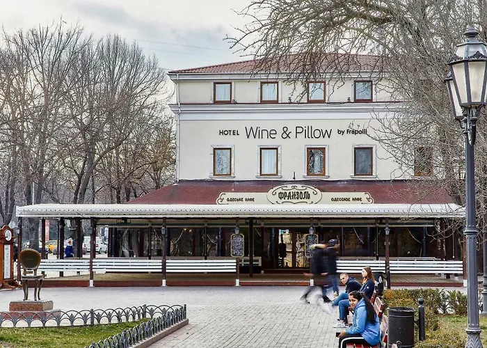 Wine And Pillow Hotel By Frapolli